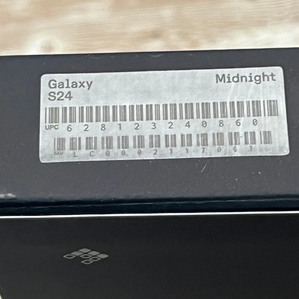 Latercase Midnight For Samsung Galaxy S24 Impossibly Thin Phone‎ Case Open Box